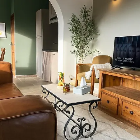 Chez Gigi, Maisonnette Confort Avec Terasse