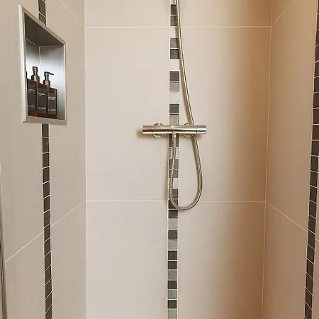 Chez Gigi, Maisonnette Confort Avec Terasse Holiday home